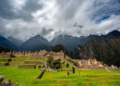 Dentro de Machu Picchu