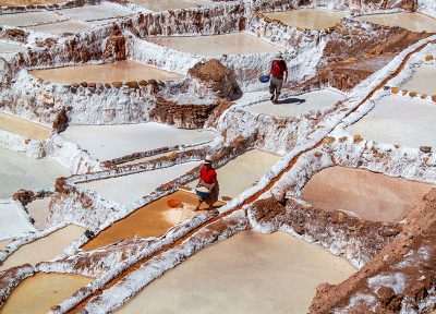 Trabajando la sal (vertical)