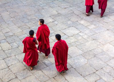 Red monks – Bután